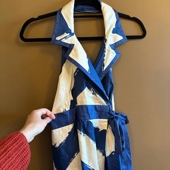 Tibi Peacock Blue Sleeveless Tie Waist Chevron Wrap Dress Size 4 - Picture 2 of 10